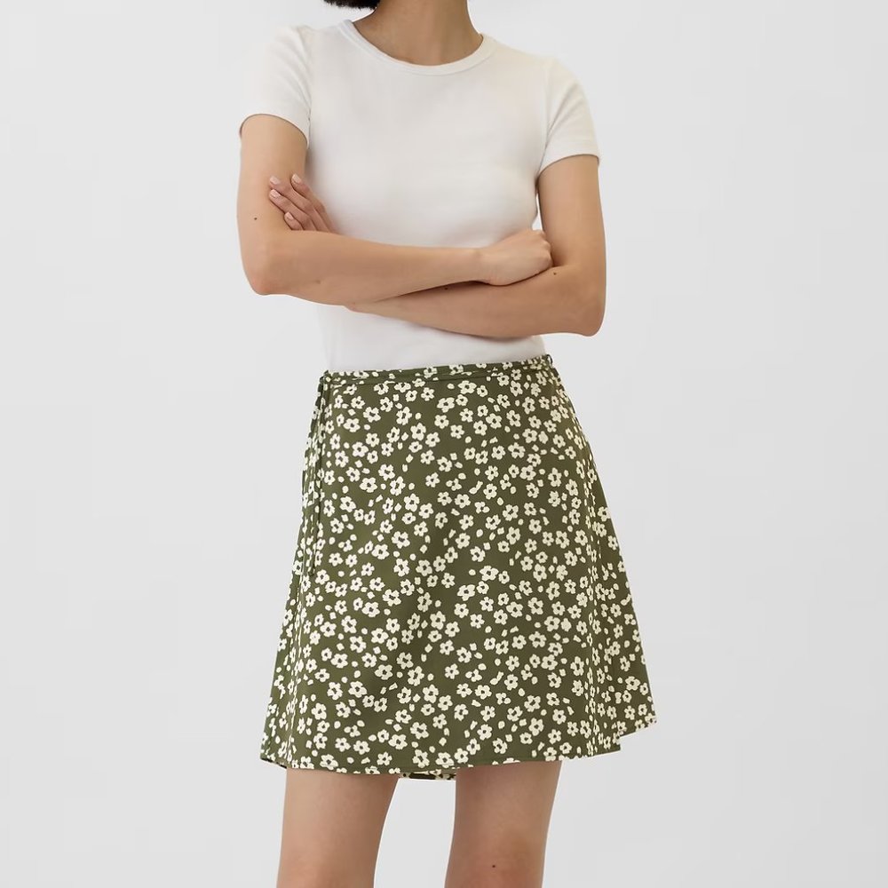 GAP Factory Olive Print Tie-Waist Mini-skirt/NWT/S